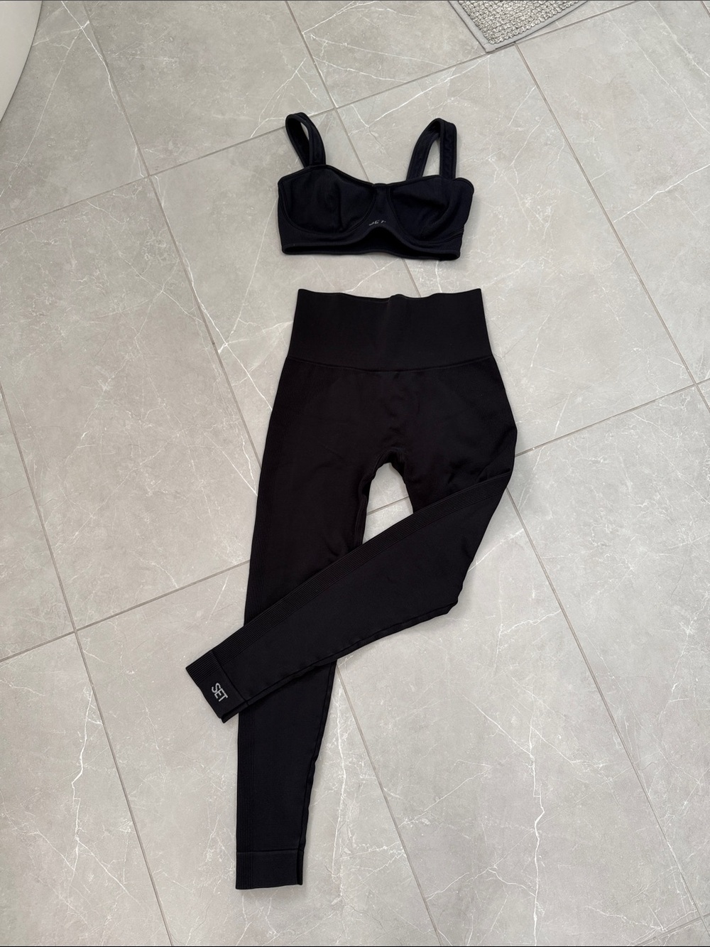 SET Active Black Built-In Bust Support Legging and Sports Bra